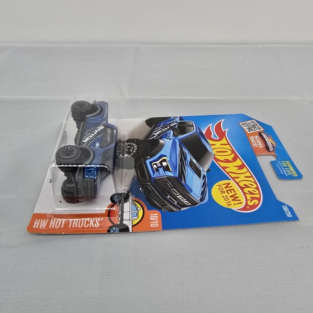 Hot‎ Wheels 2016 Hot Trucks 17 Ford F-150 Raptor Blue